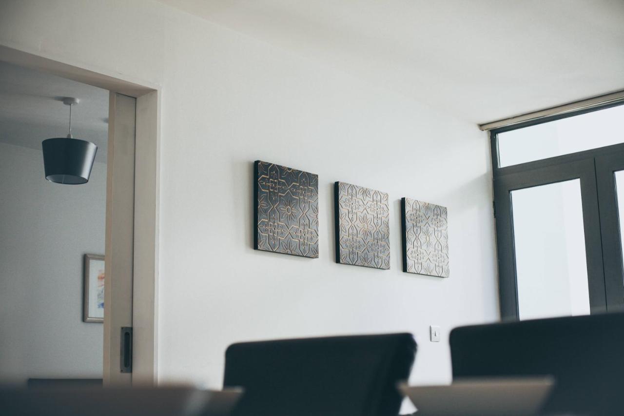 Serviced Apartment In Liverpool City Centre - Free Parking - Balcony - By Happy Days Kültér fotó